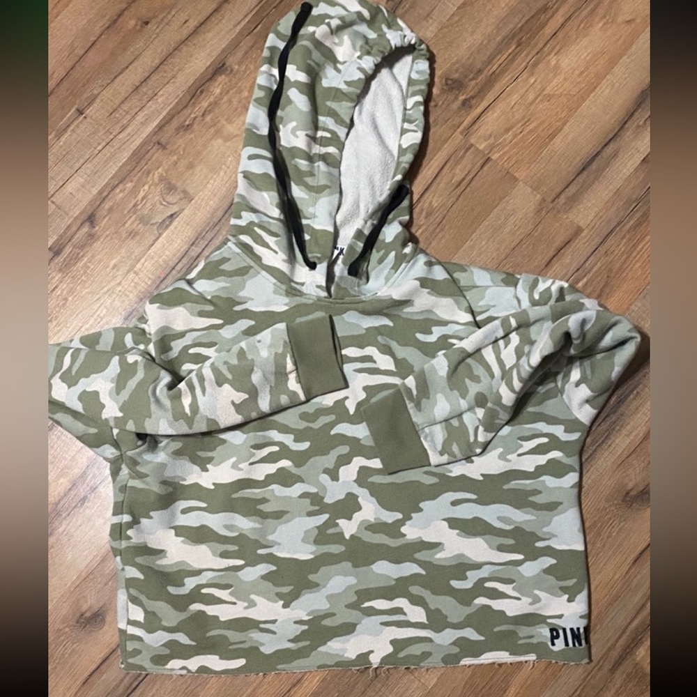 Vs pink crop camp hoodie